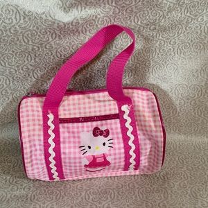 Hello Kitty pink carrying bag
